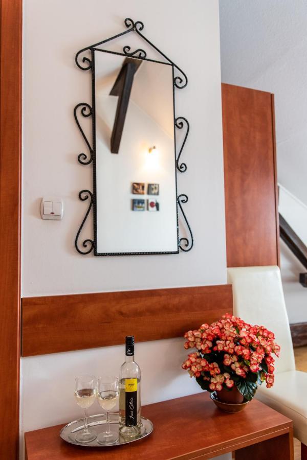 Fenyes Vinorium Bed & Breakfast โชพรอน ภายนอก รูปภาพ